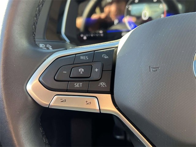 Used 2023 Volkswagen Jetta SE w/ Panoramic Sunroof Package image 24