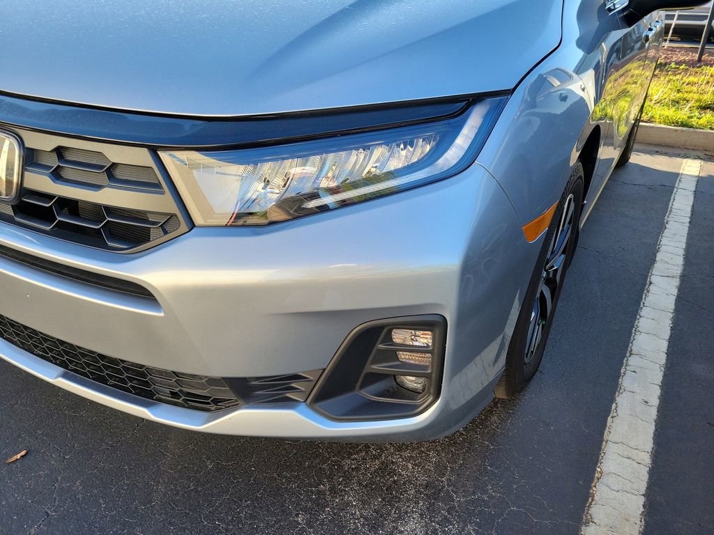 Used 2026 Honda Odyssey EX-L image 6