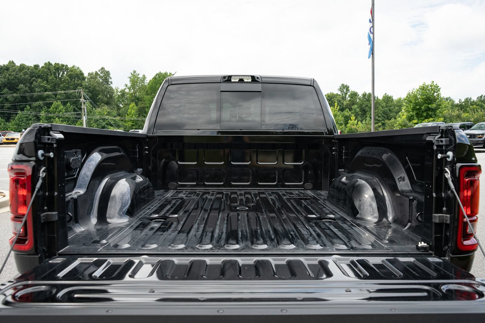 New 2026 RAM 2500 Warlock AWD/4WD image 9