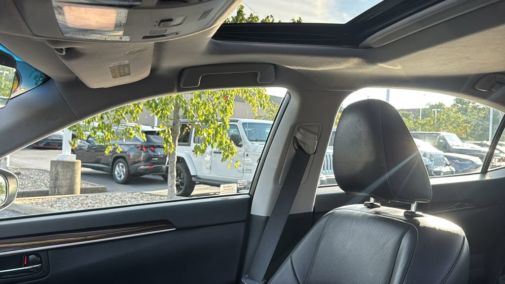 Used 2017 Lexus ES 350 w/ Luxury Package FWD image 24