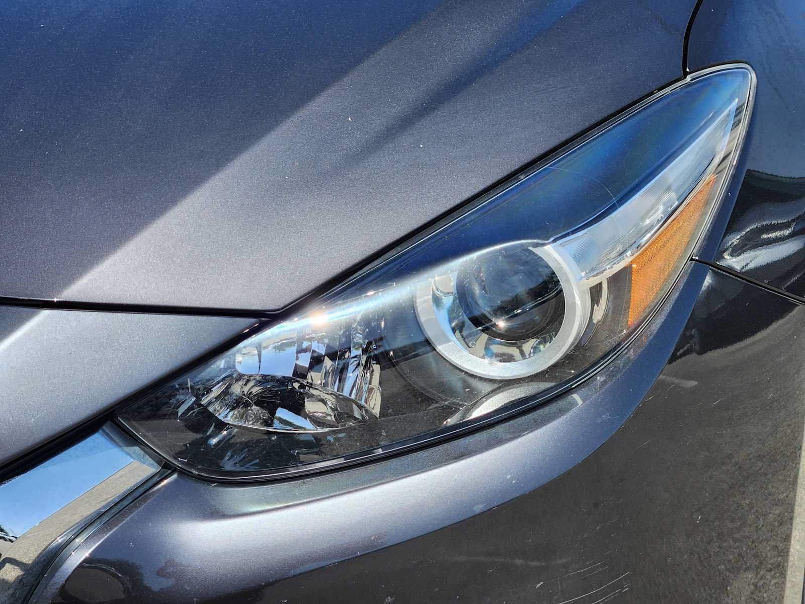 Used 2017 MAZDA MAZDA3 Sport w/ Preferred Equipment Package FWD image 7