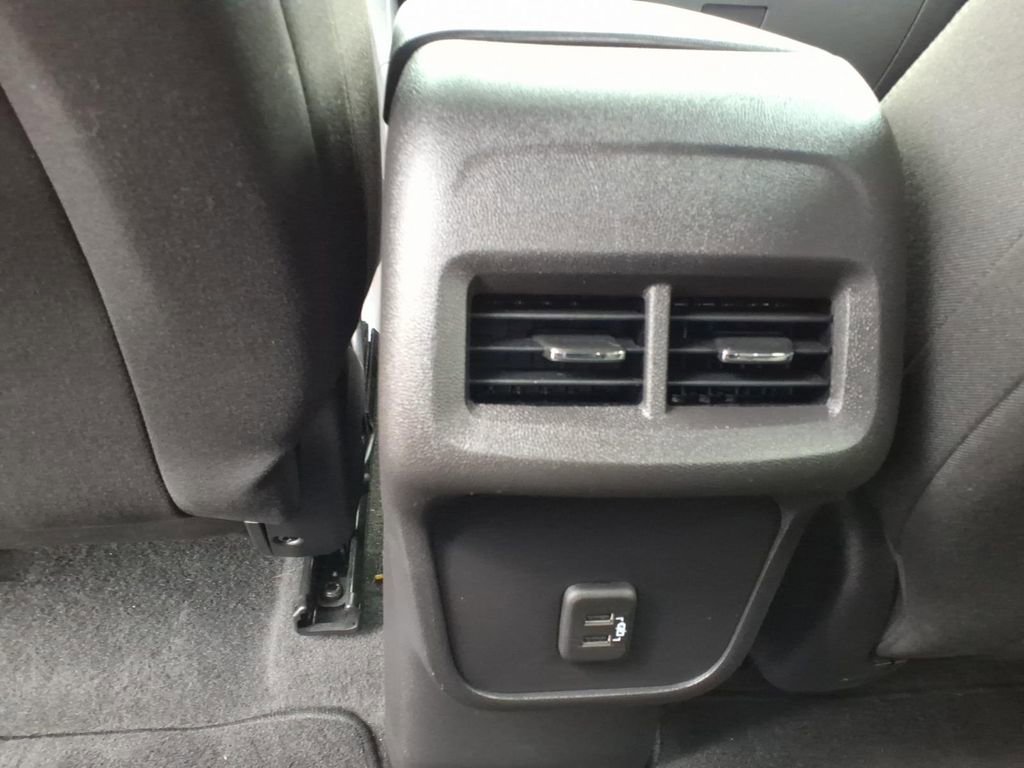 Certified 2024 Chevrolet Equinox LT image 26