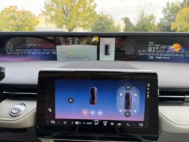 New 2026 Lincoln Nautilus Premier w/ Equipment Group 102A AWD/4WD image 17