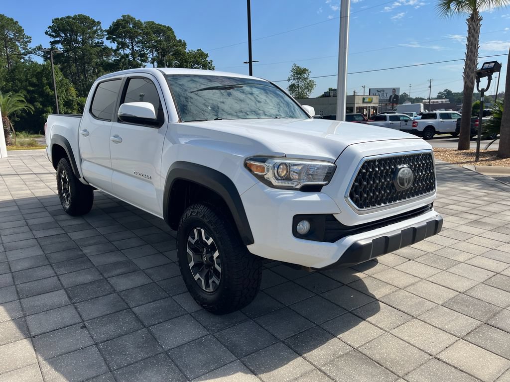 Used 2018 Toyota Tacoma TRD Off-Road AWD/4WD image 8