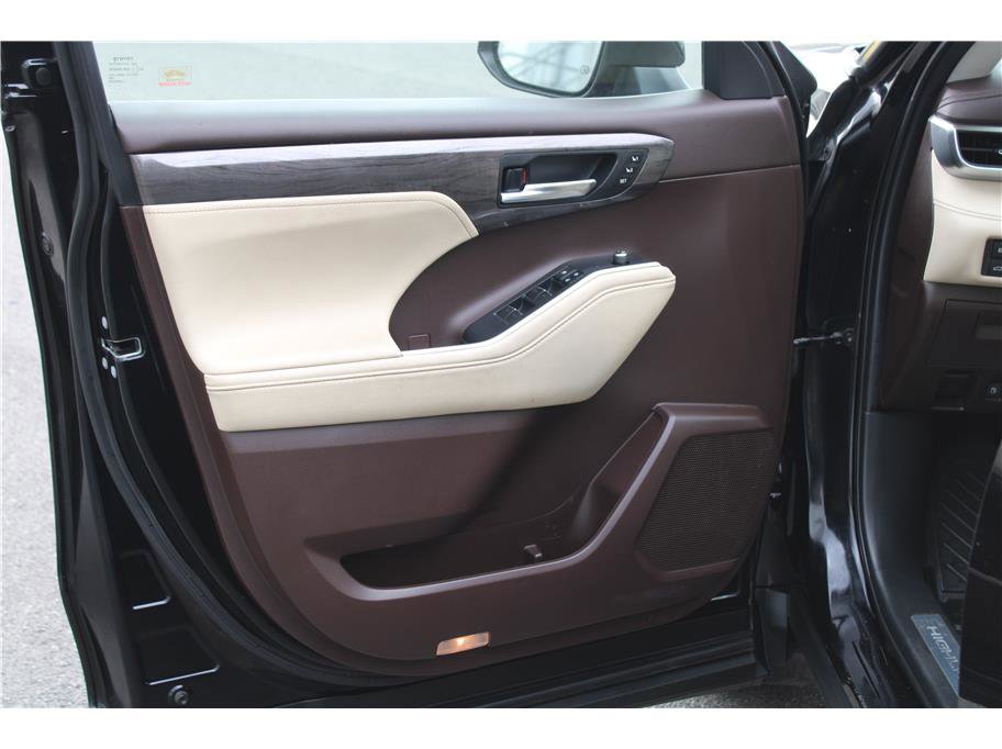 Used 2020 Toyota Highlander Limited AWD/4WD image 7