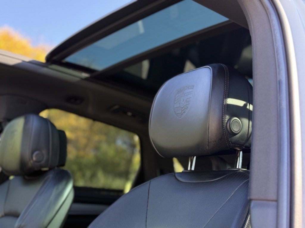Used 2023 Porsche Cayenne image 26
