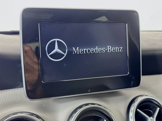 Used 2017 Mercedes-Benz GLA 250 4MATIC image 27
