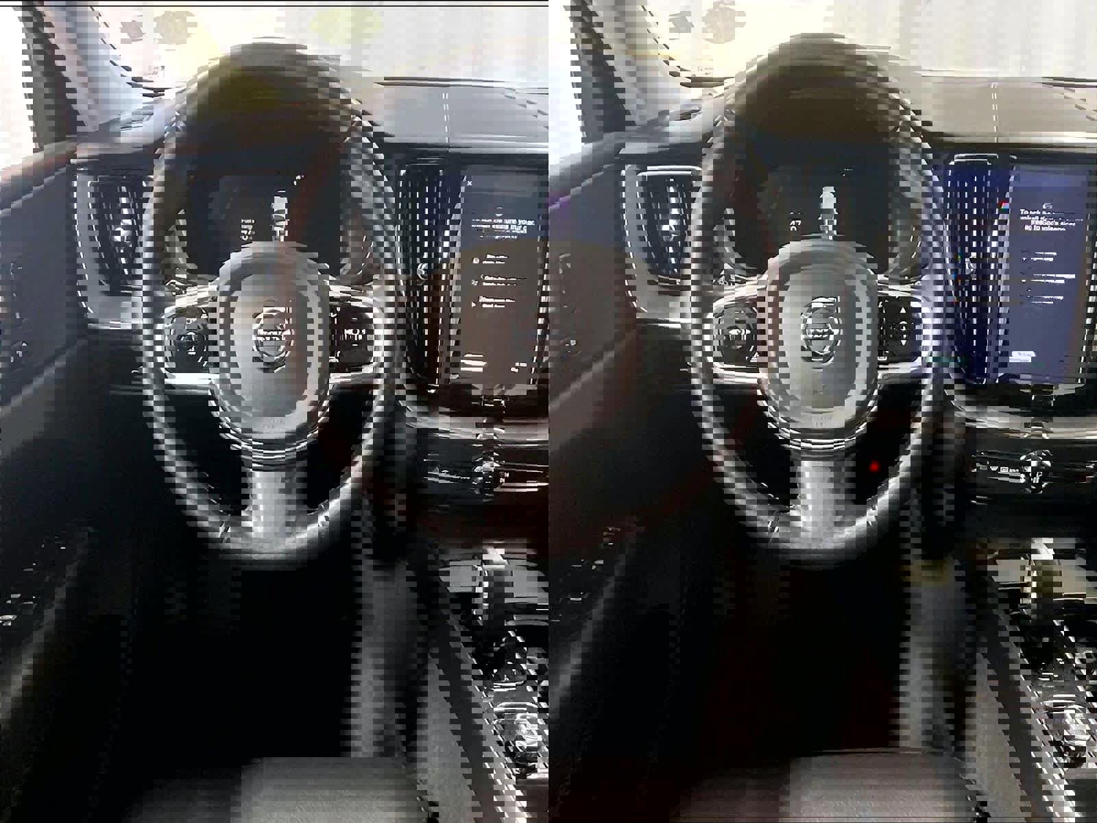 Used 2025 Volvo XC60 B5 Plus image 17