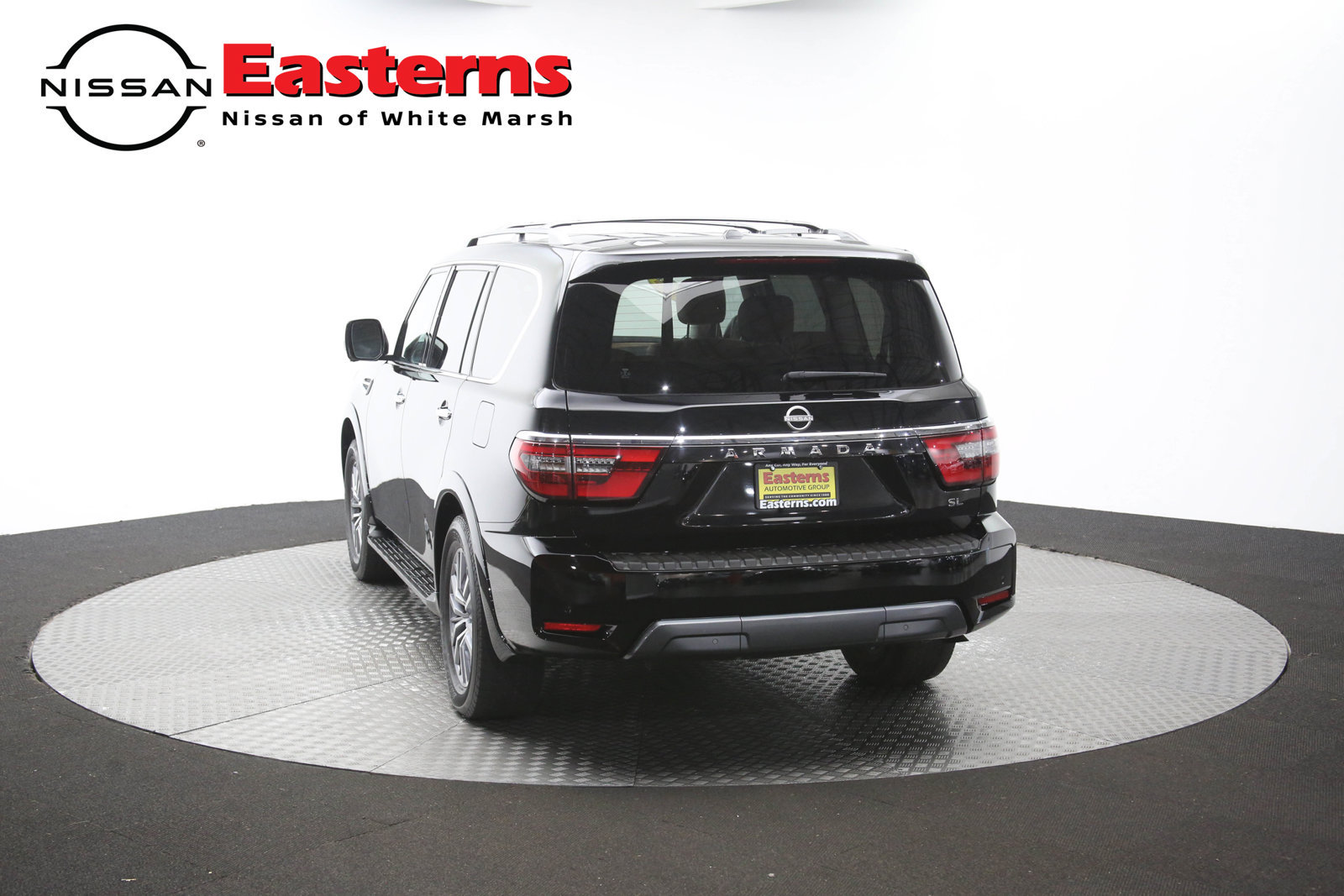 Used 2023 Nissan Armada SL w/ Captain's Chairs Package AWD/4WD image 37