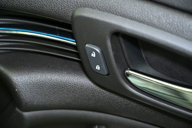 Used 2016 Chevrolet Malibu LT image 48