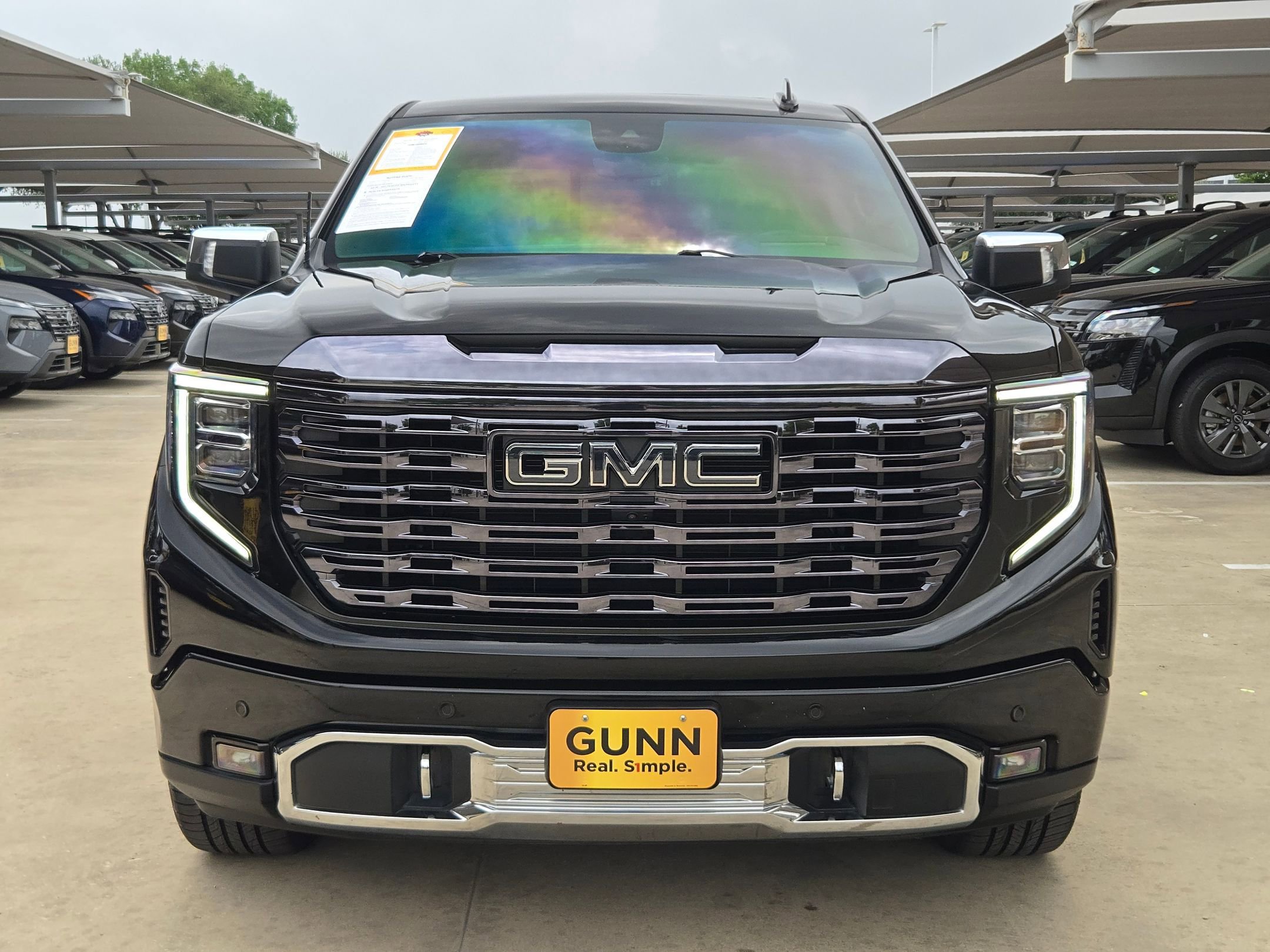 Used 2022 GMC Sierra 1500 Denali Ultimate AWD/4WD image 8
