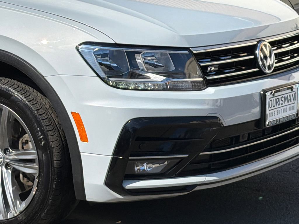 Used 2018 Volkswagen Tiguan SEL w/ R-Line Package image 6