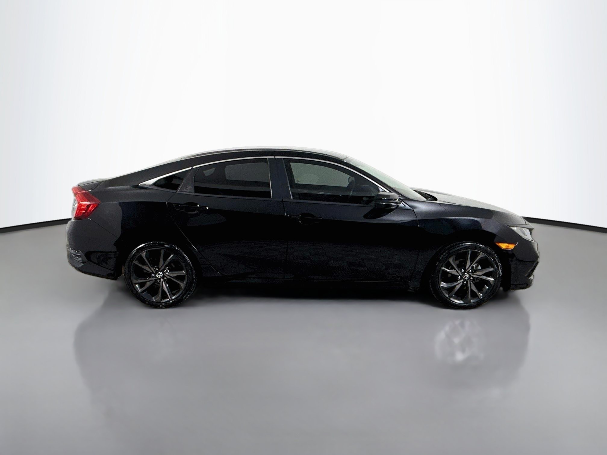 Used 2019 Honda Civic Sport image 11