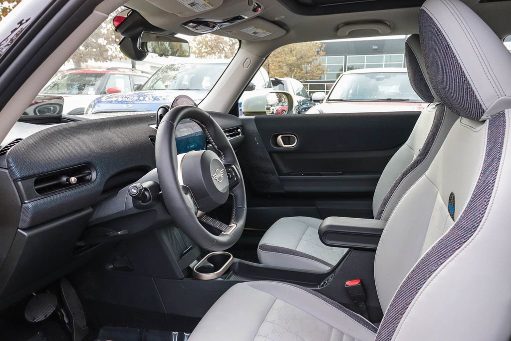 Used 2025 MINI Cooper S image 17