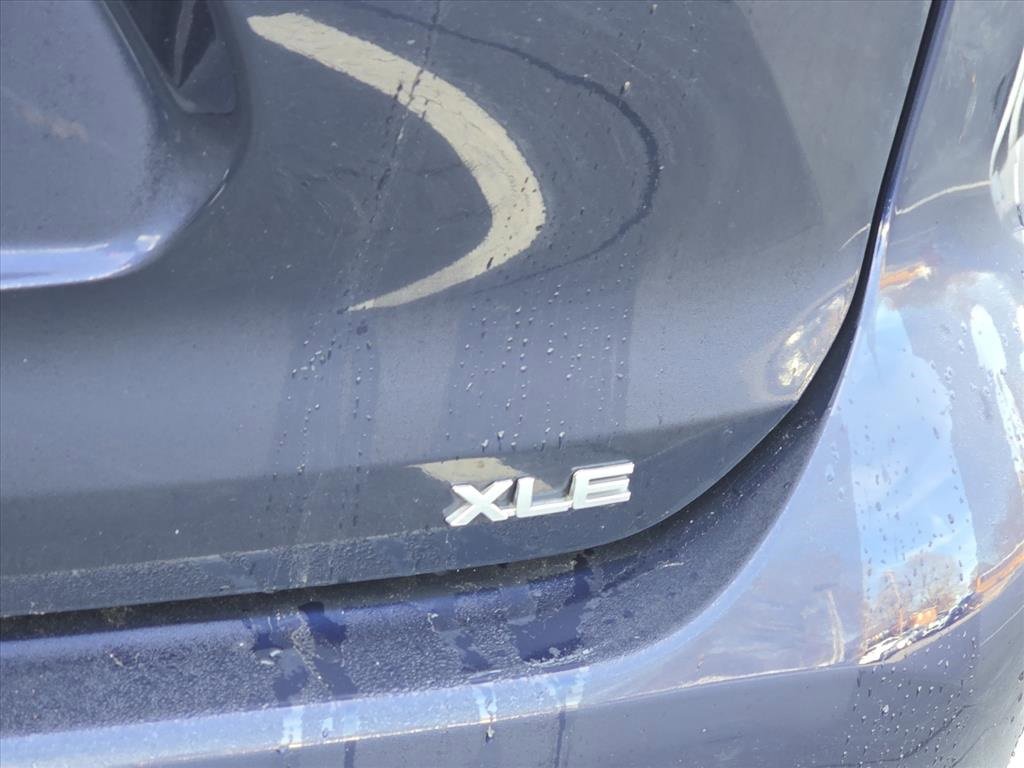 Used 2022 Toyota Highlander XLE image 8