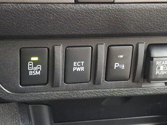 Used 2023 Toyota Tacoma TRD Off-Road w/ Technology Package AWD/4WD image 24