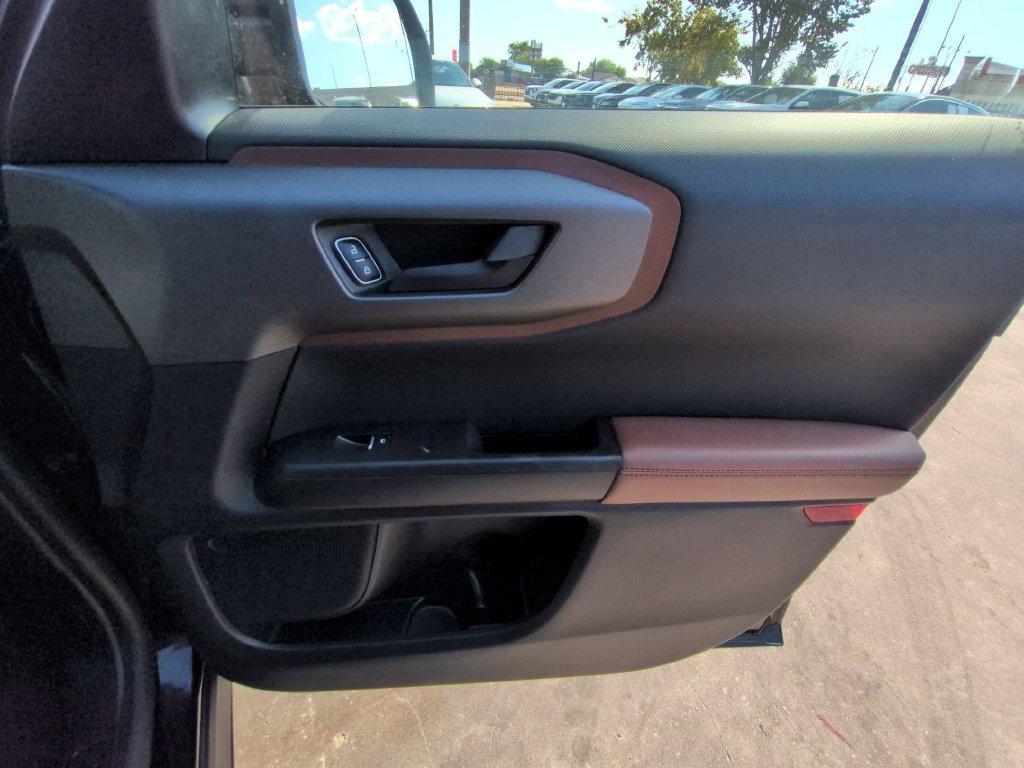 Used 2026 Ford Bronco Sport Outer Banks AWD/4WD image 32
