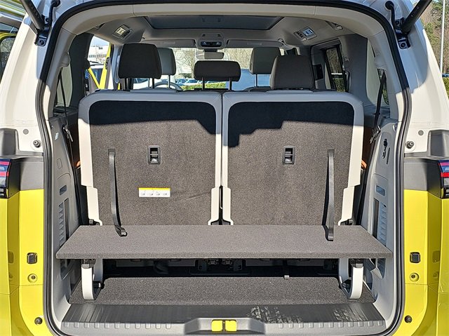 New 2025 Volkswagen ID. Buzz 1st Edition image 13
