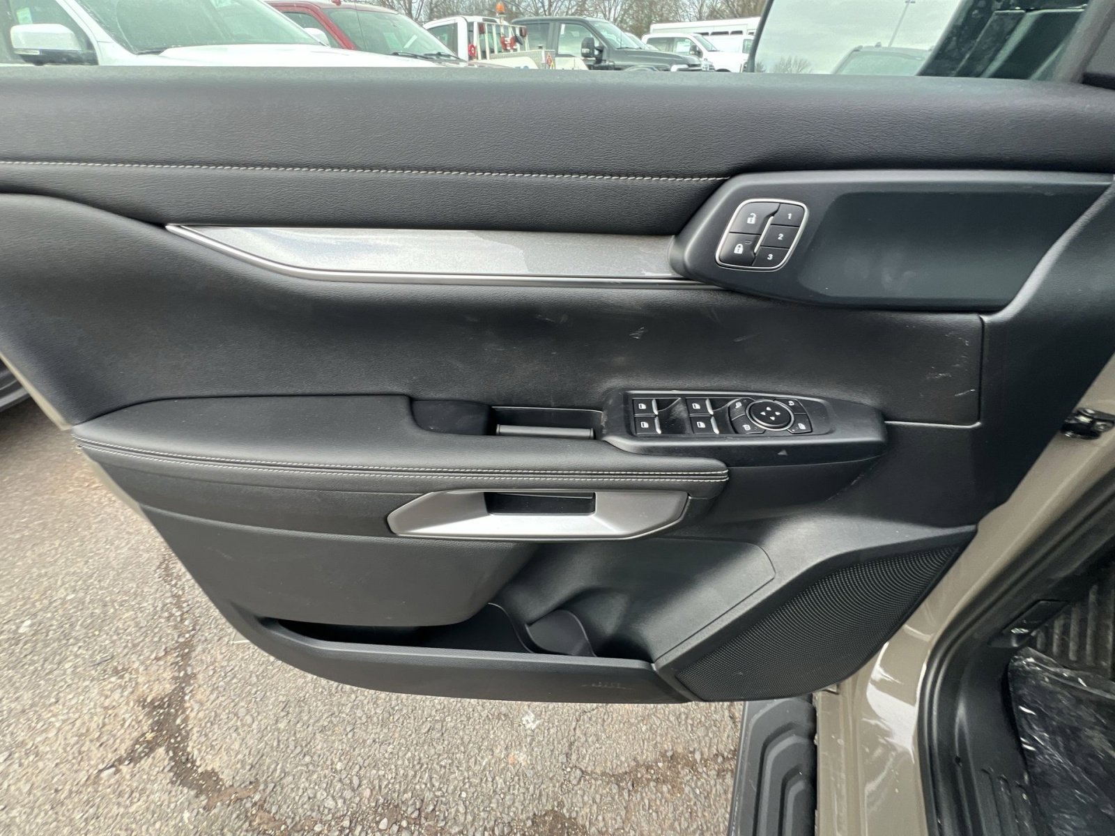 New 2025 Ford Ranger Lariat w/ FX4 Off-Road Package image 15