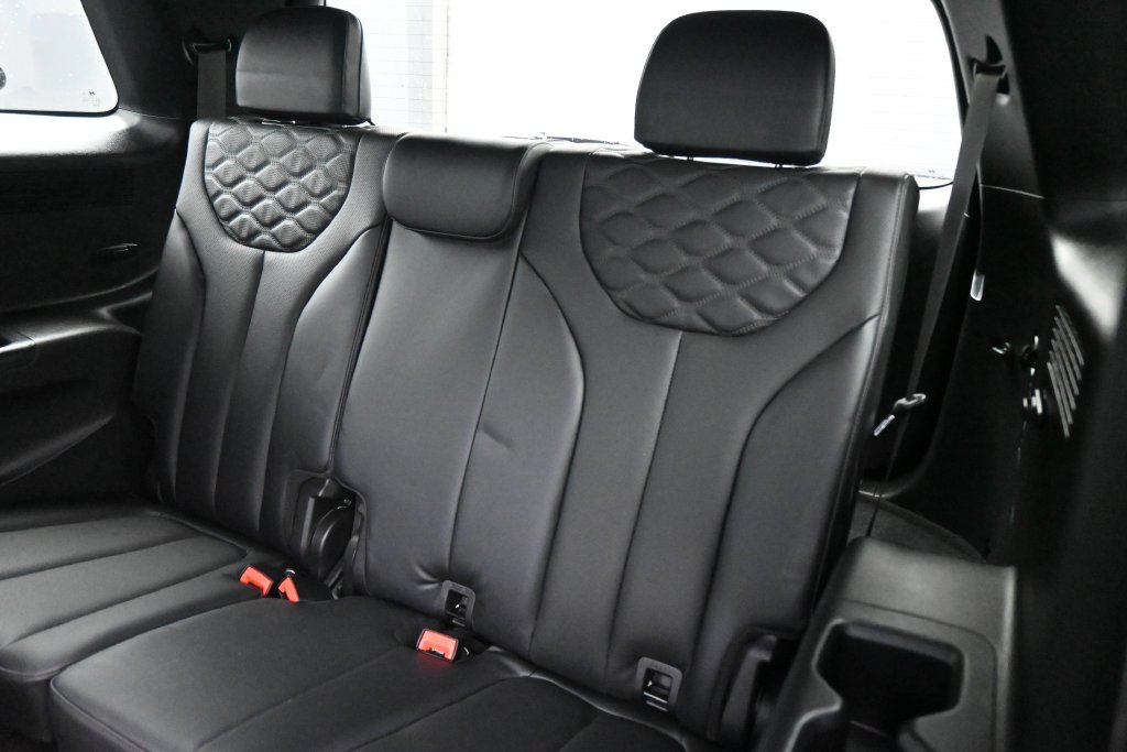 Used 2022 Hyundai Palisade Calligraphy FWD image 23