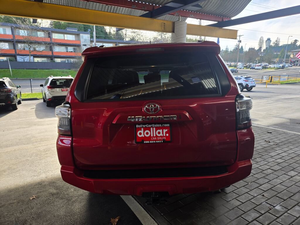 Used 2024 Toyota 4Runner SR5 Premium w/ Moonroof Package image 6