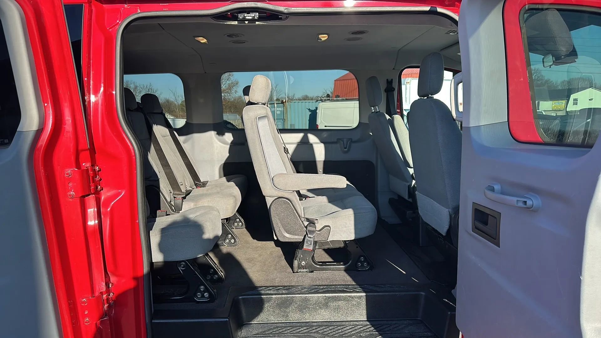 Used 2015 Ford Transit 350 XLT image 15