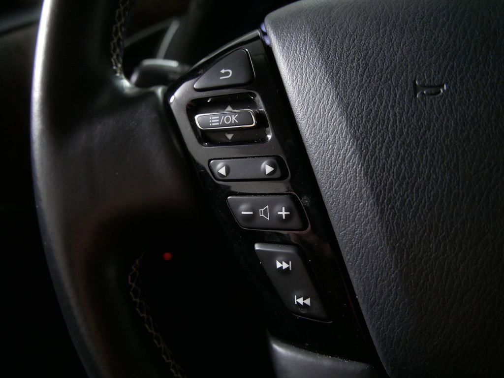 Used 2024 INFINITI QX80 Premium Select w/ Cargo Package image 23