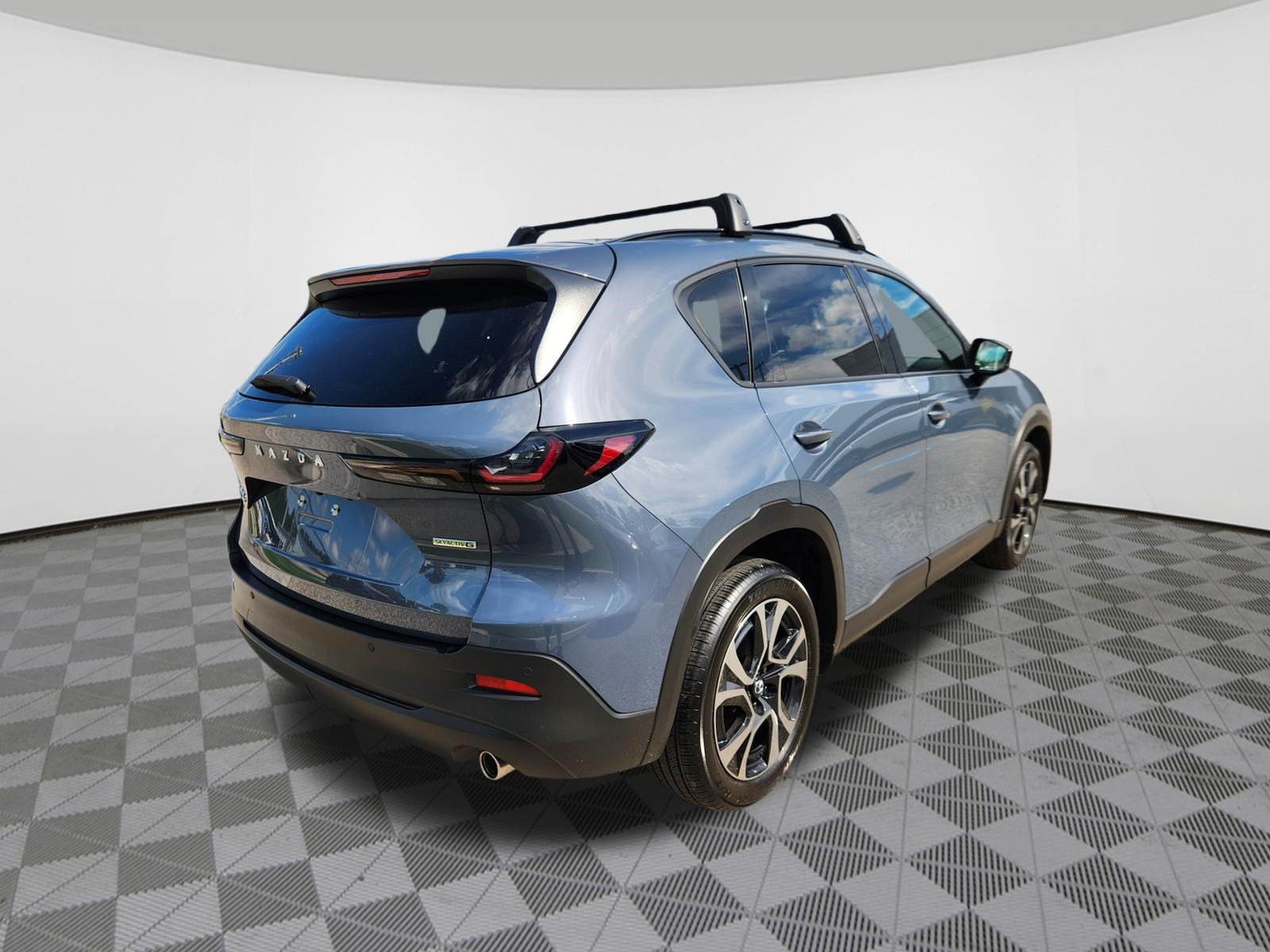 Certified 2026 MAZDA CX-5 Preferred AWD/4WD image 4