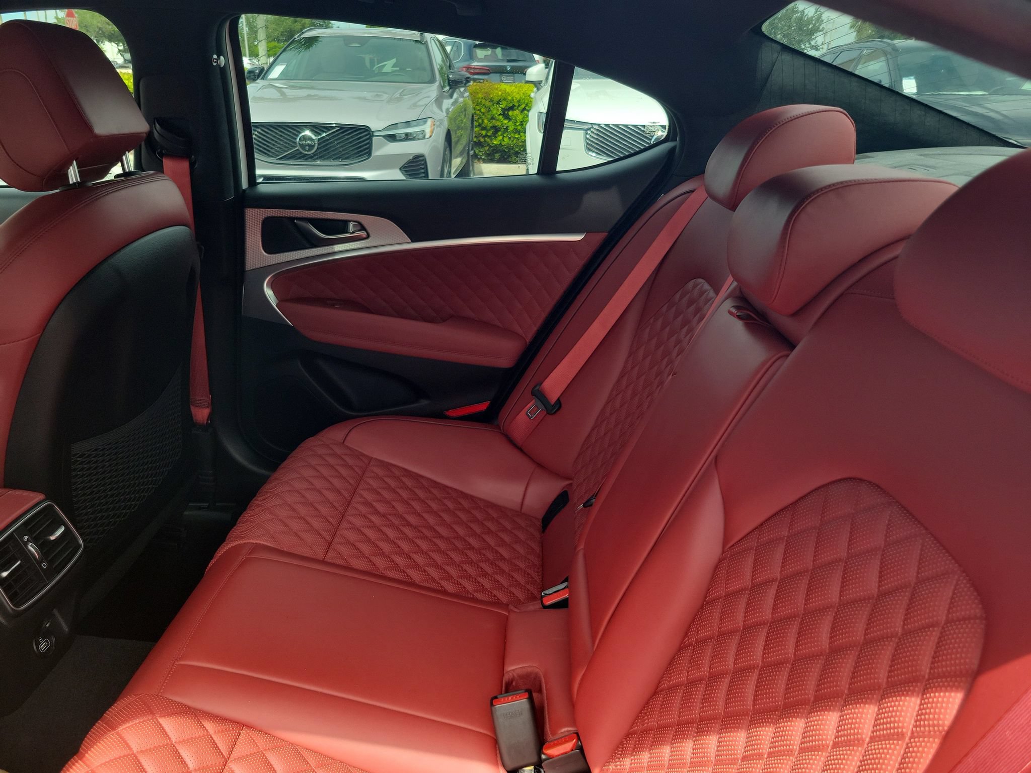 Used 2023 Genesis G70 3.3T w/ Sport Prestige Package RWD image 12