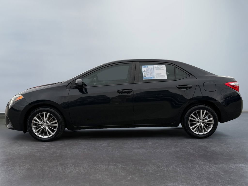 Used 2015 Toyota Corolla LE image 6