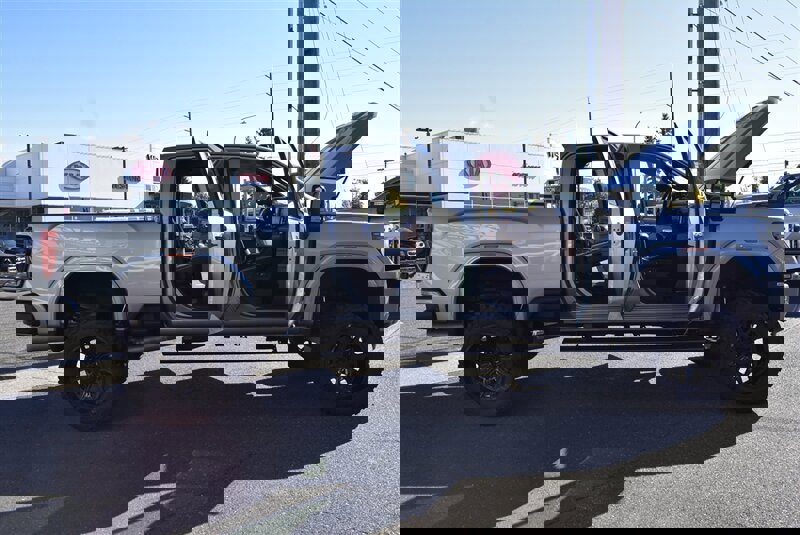 Used 2024 GMC Sierra 3500 Denali Ultimate image 36