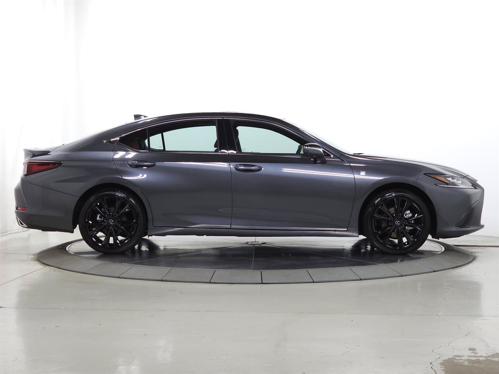 Certified 2024 Lexus ES 350 F Sport w/ Accessory Package (Z2) FWD image 12