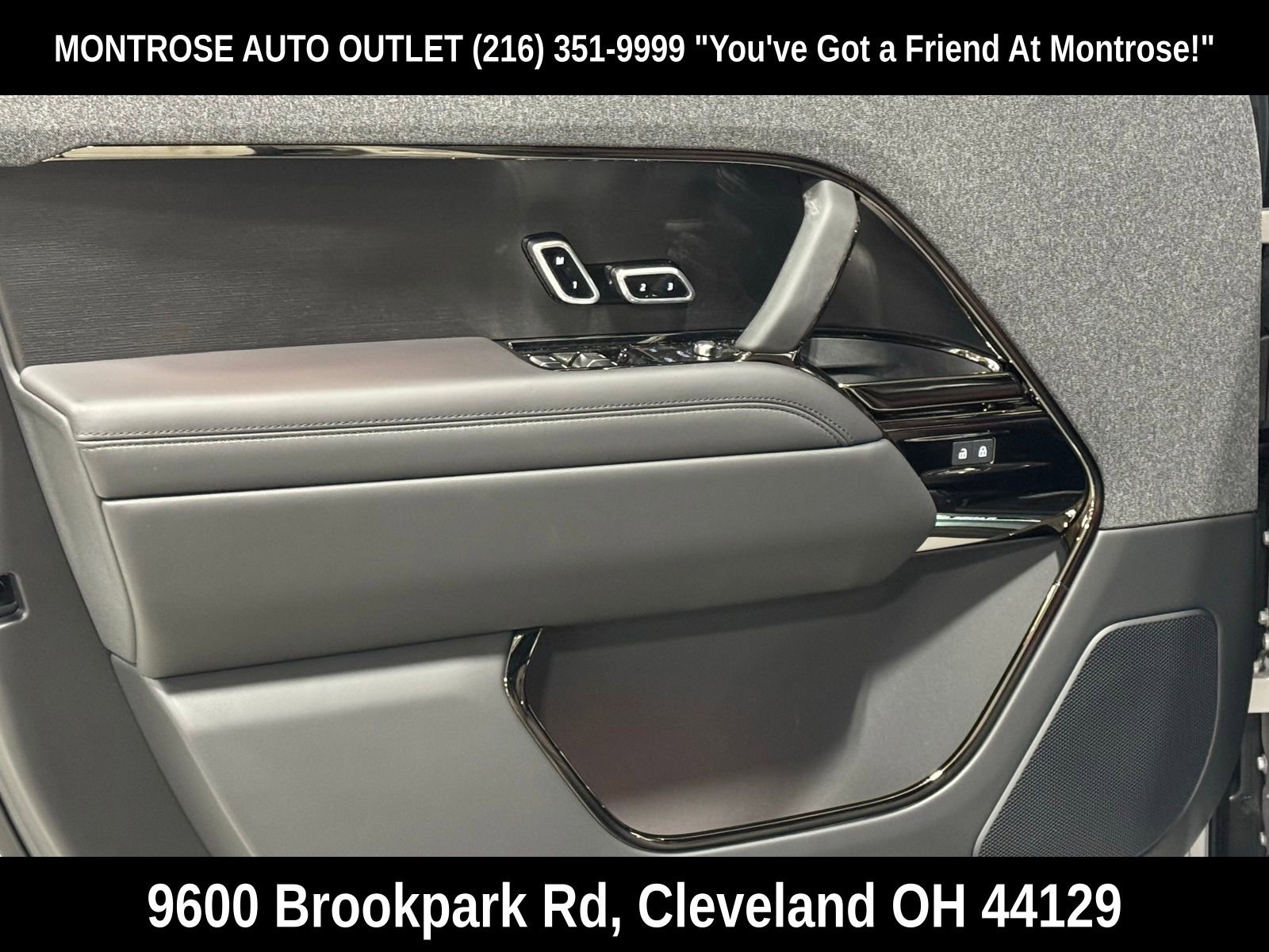 New 2026 Land Rover Range Rover Sport Dynamic SE image 10