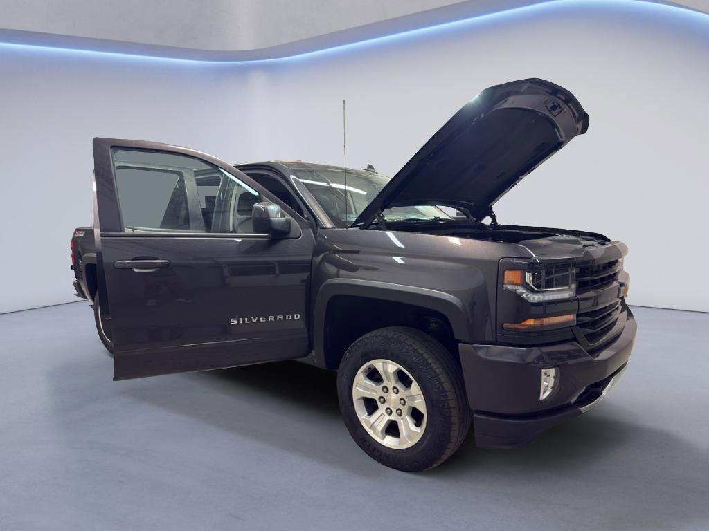 Used 2016 Chevrolet Silverado 1500 LT w/ All Star Edition AWD/4WD image 7