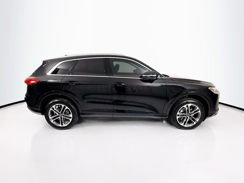Used 2026 Audi Q5 Premium w/ Convenience Package AWD/4WD image 4