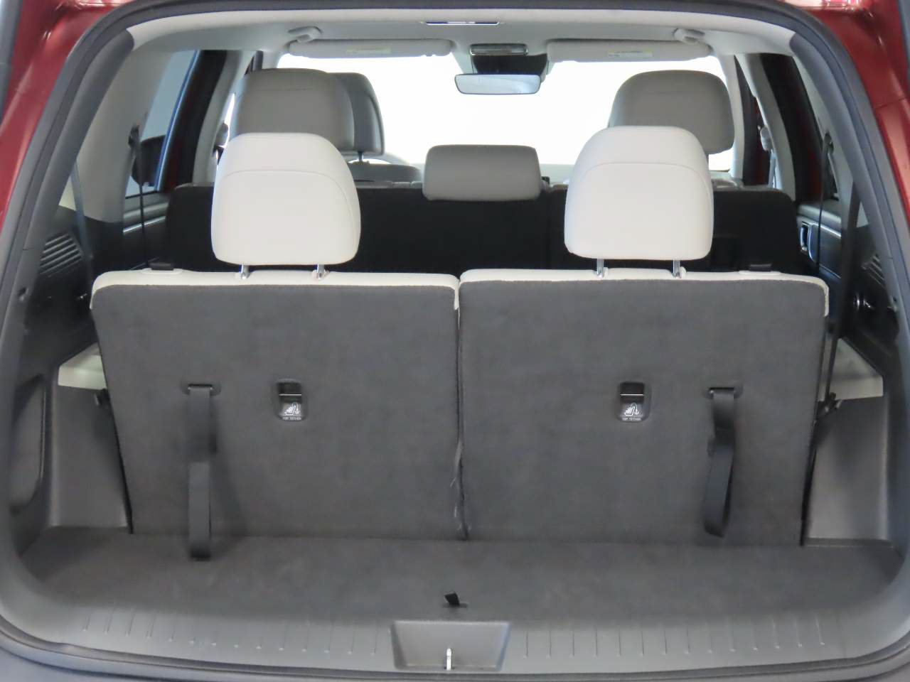 Used 2024 Hyundai Santa Fe SEL FWD image 16
