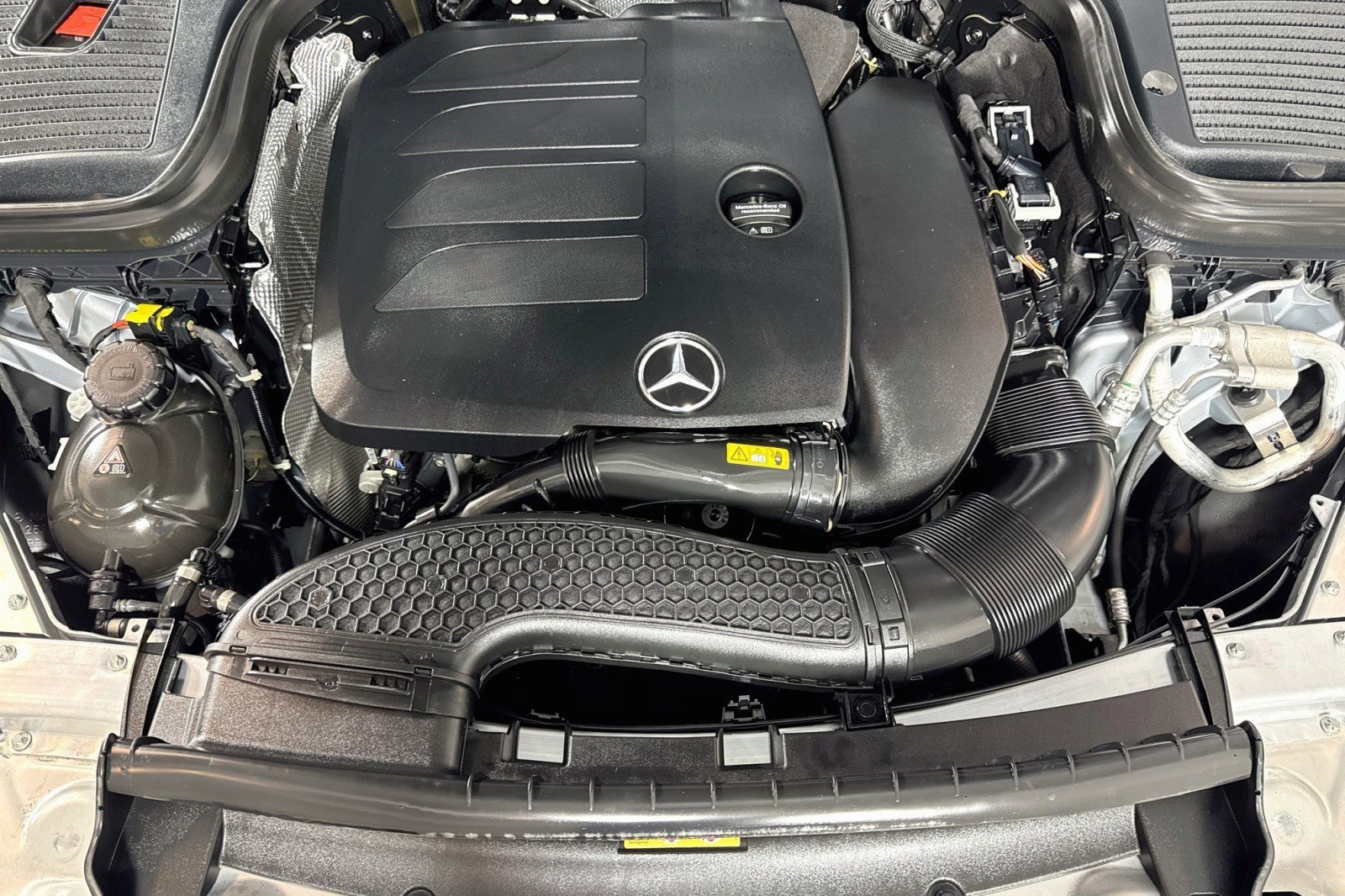 Certified 2022 Mercedes-Benz GLC 300 image 29