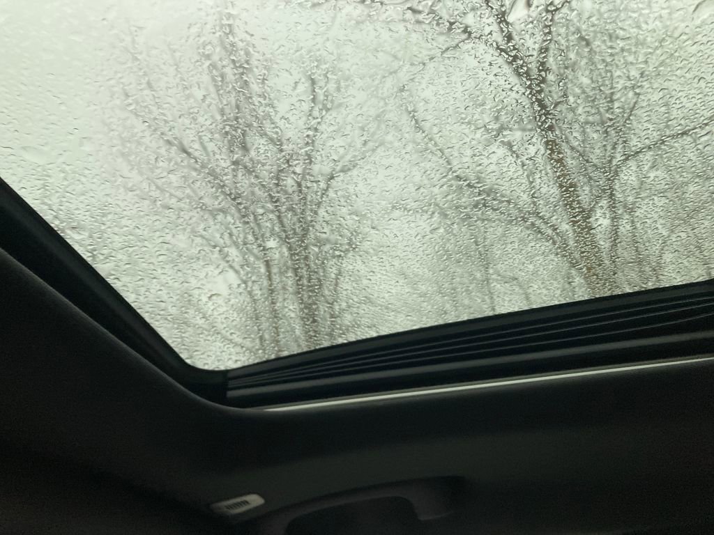 Used 2019 Jeep Grand Cherokee Altitude image 25