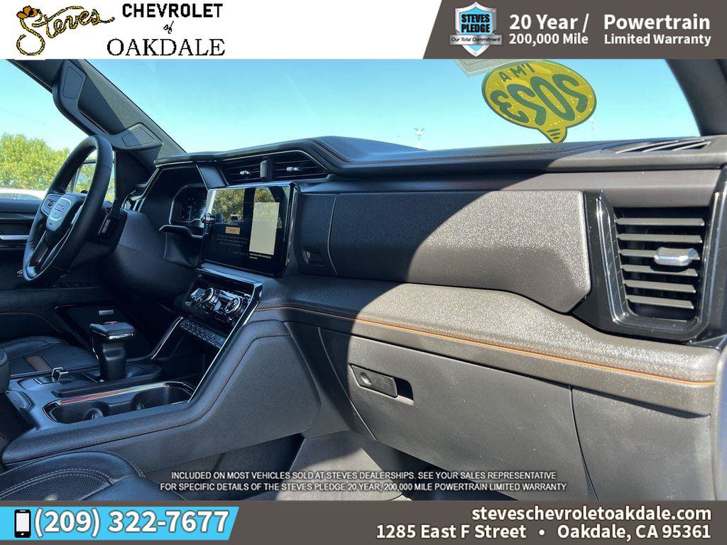 Used 2023 GMC Sierra 1500 AT4 w/ Technology Package AWD/4WD image 33