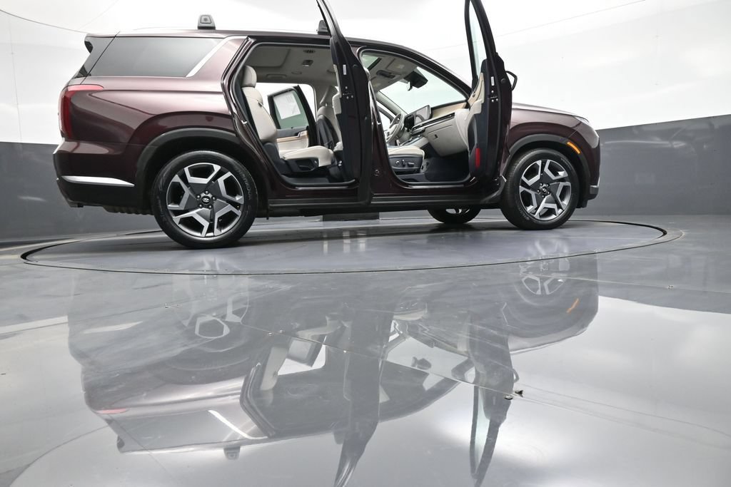 Used 2024 Hyundai Palisade Limited AWD/4WD image 53