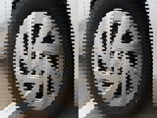 Used 2016 Toyota Prius C Four image 9