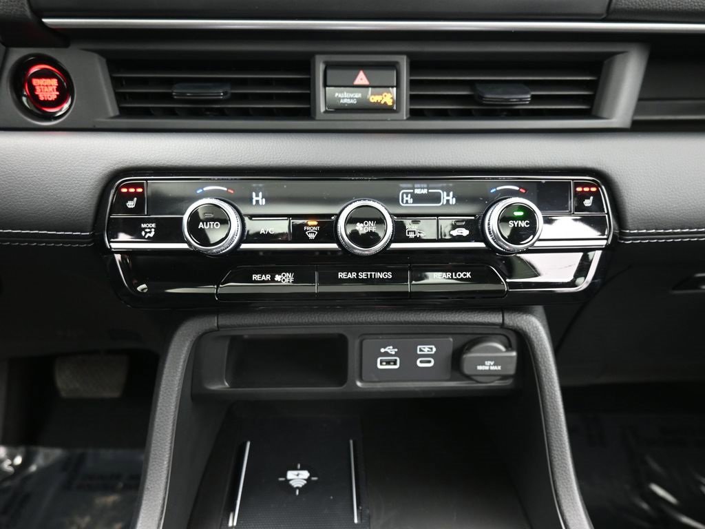 Certified 2025 Honda Pilot Touring image 47