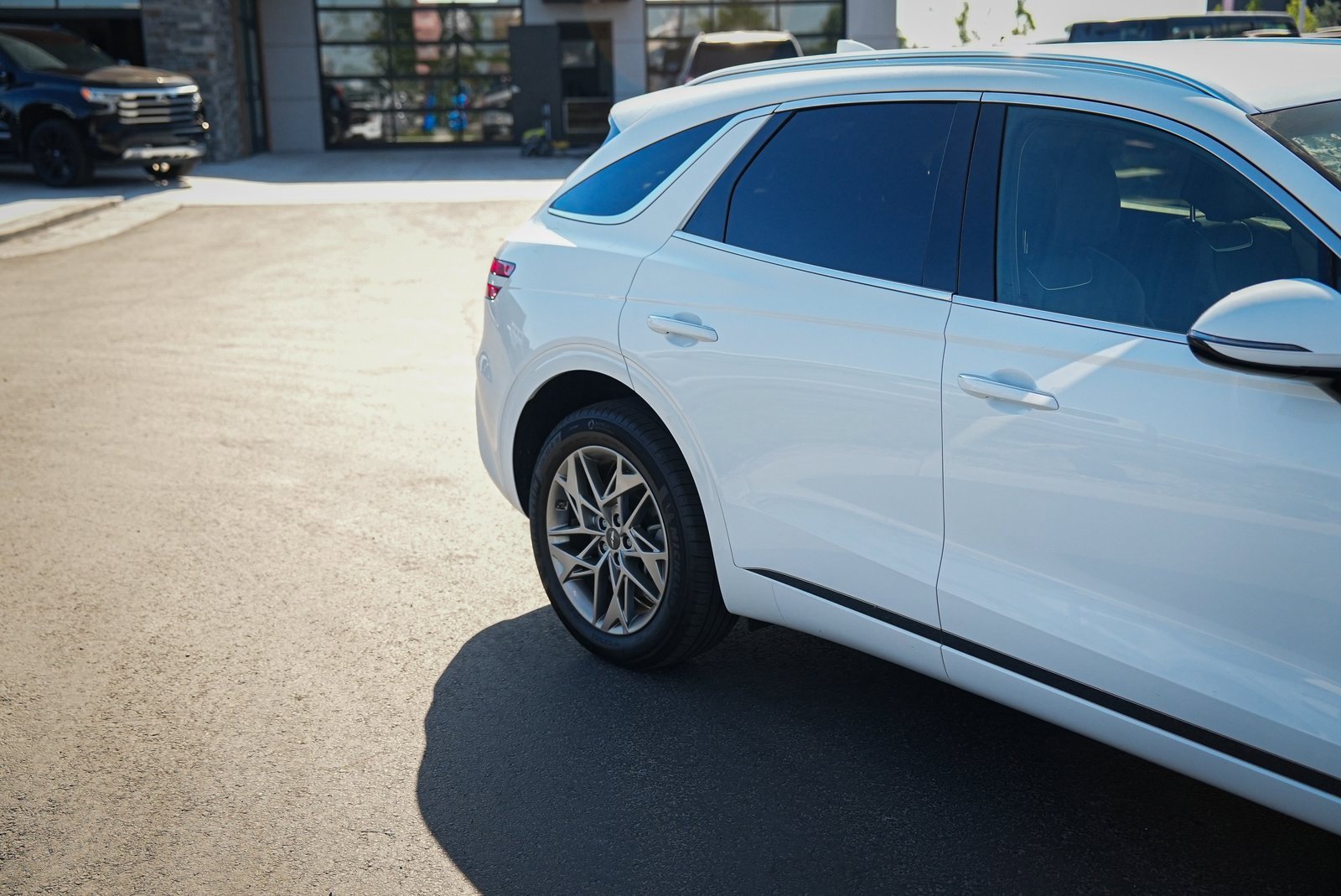 Used 2025 Genesis GV70 2.5T image 6