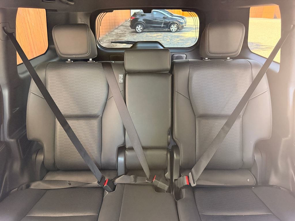 Used 2025 Toyota Land Cruiser w/ Premium Package AWD/4WD image 30