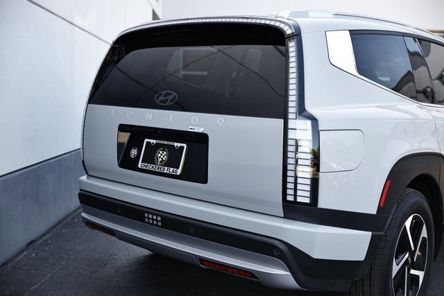 New 2026 Hyundai Ioniq 9 S image 3