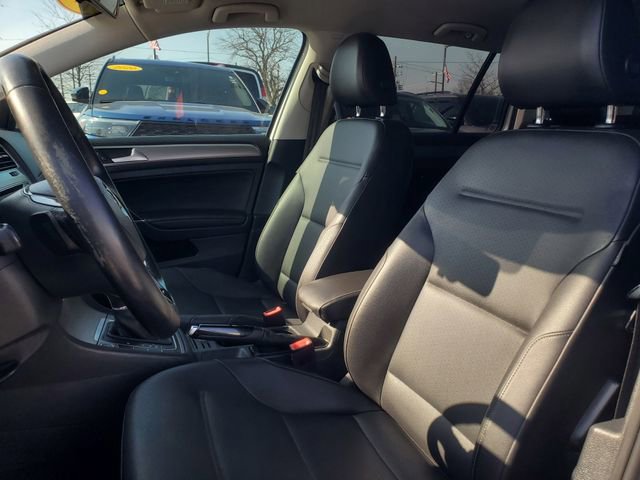Used 2015 Volkswagen Golf TDI S FWD image 5
