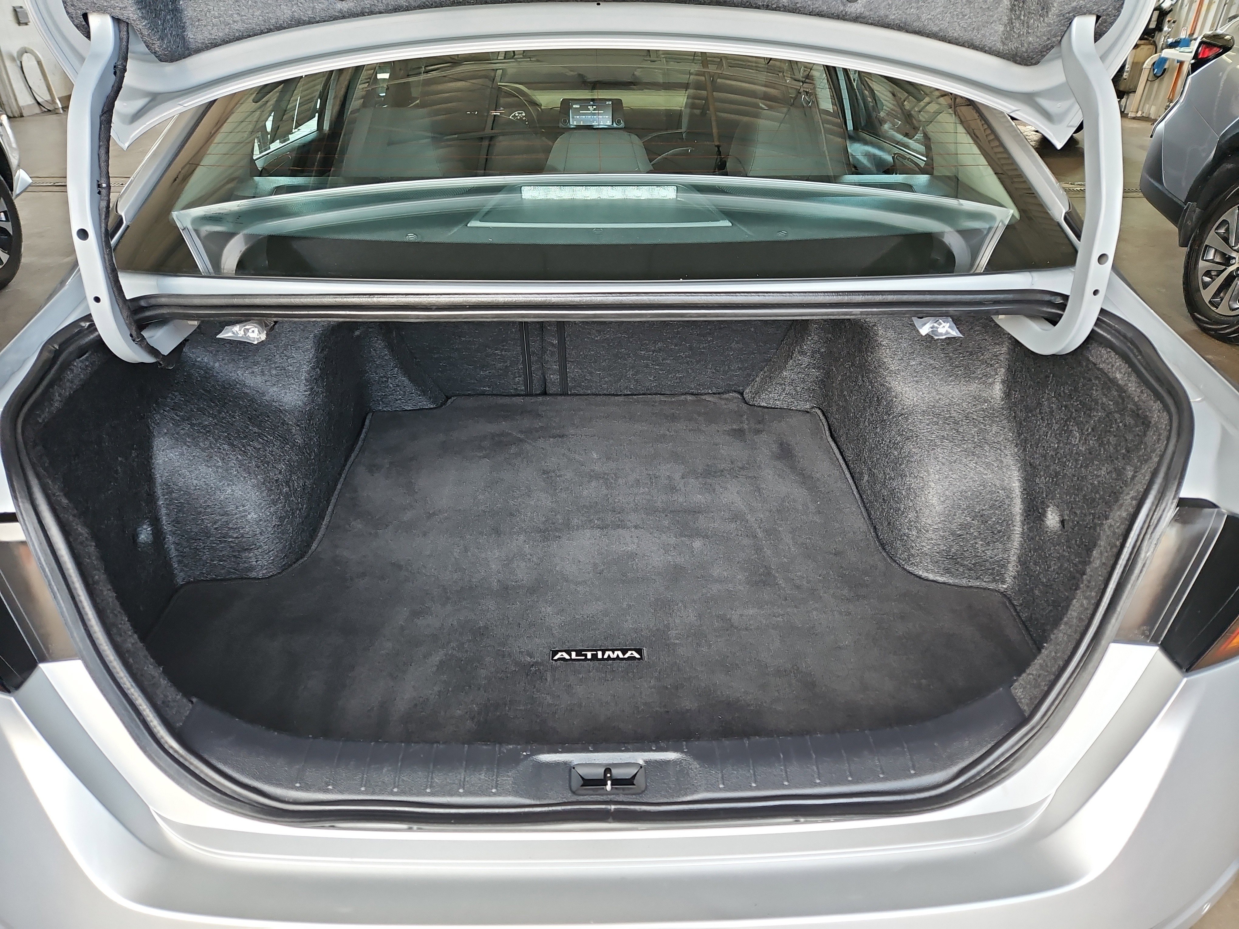 Used 2024 Nissan Altima 2.5 S image 19