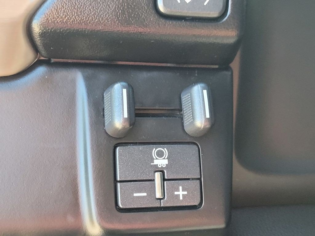Used 2019 GMC Yukon XL Denali RWD image 39