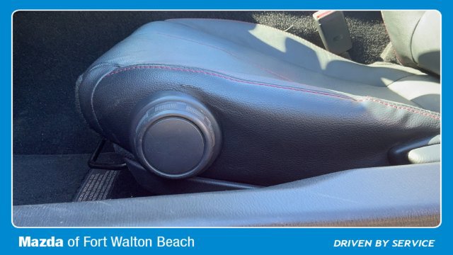 Used 2017 MAZDA MX-5 Miata Grand Touring RWD image 17