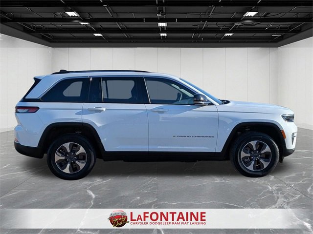 Used 2022 Jeep Grand Cherokee Limited 4xe image 6
